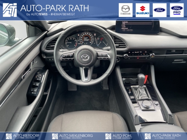 Foto 1 - Mazda 3 2.0L X 186PS FWD AUTOMATIK*Excl*Bose*60 Kam*Allwetterreifen*, machine gray (grau)
