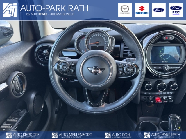 Foto 1 - MINI ONE 1,5l Aut,CHILI-PAKET*ACC*NAVI*LED*HEAD-UP*SZHZ, midnight black metallic (schwarz)