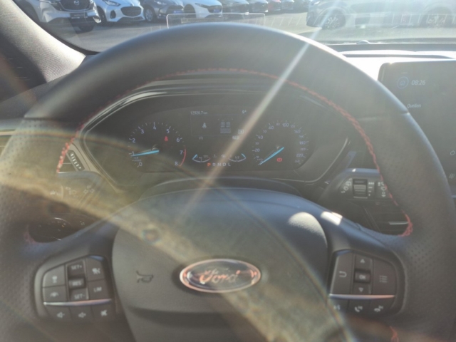 Foto 1 - Ford Focus ST-Line HUD El. Panodach Navi LED Blendfreies Fernl. Kurvenlicht ACC El. Heckklappe, magnetic-grau (metallic)
