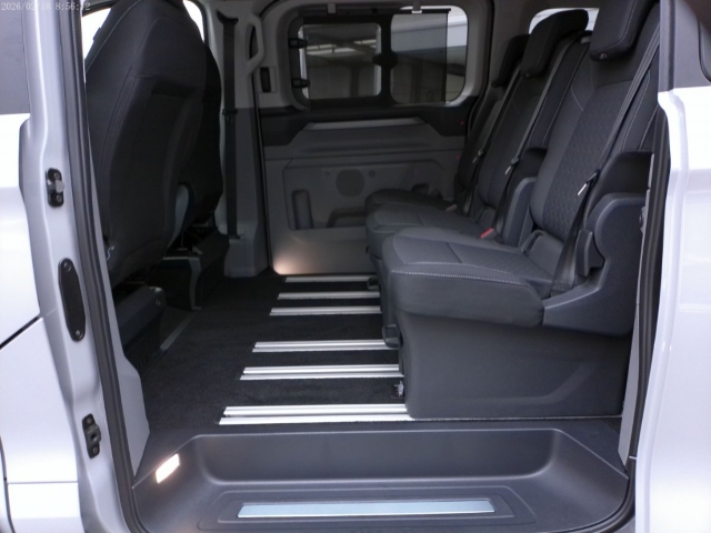 Foto 1 - Ford Tourneo Custom TITANIUM Bus 320S Navi Soundsystem B & O LED ACC 2-Zonen-Klimaautom DAB, fancy-grau