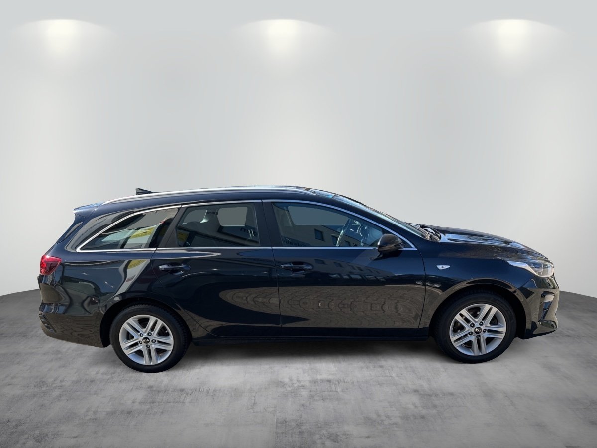 Foto 1 - Kia Ceed , Schwarz