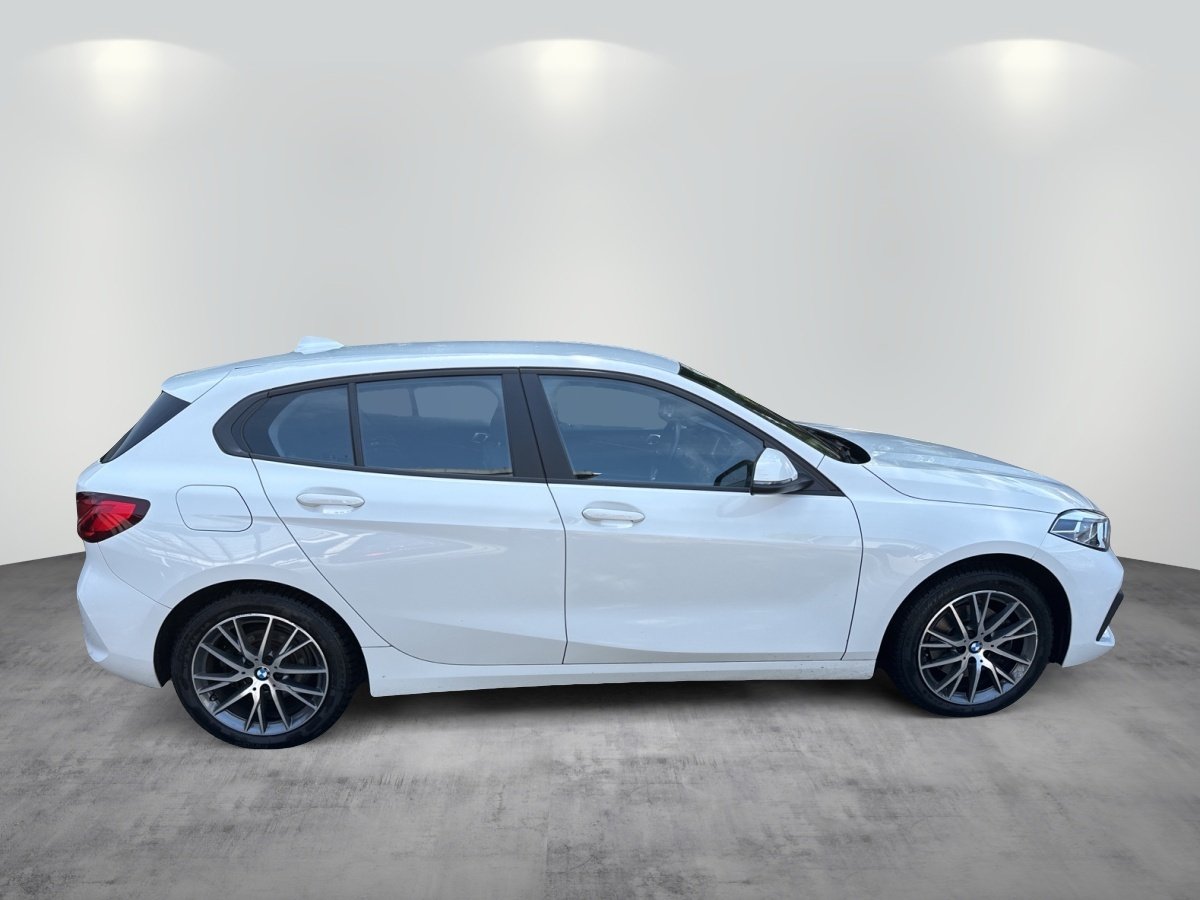 Foto 1 - BMW 116 d Aut. Klima Navi PDC SHZG, weiss