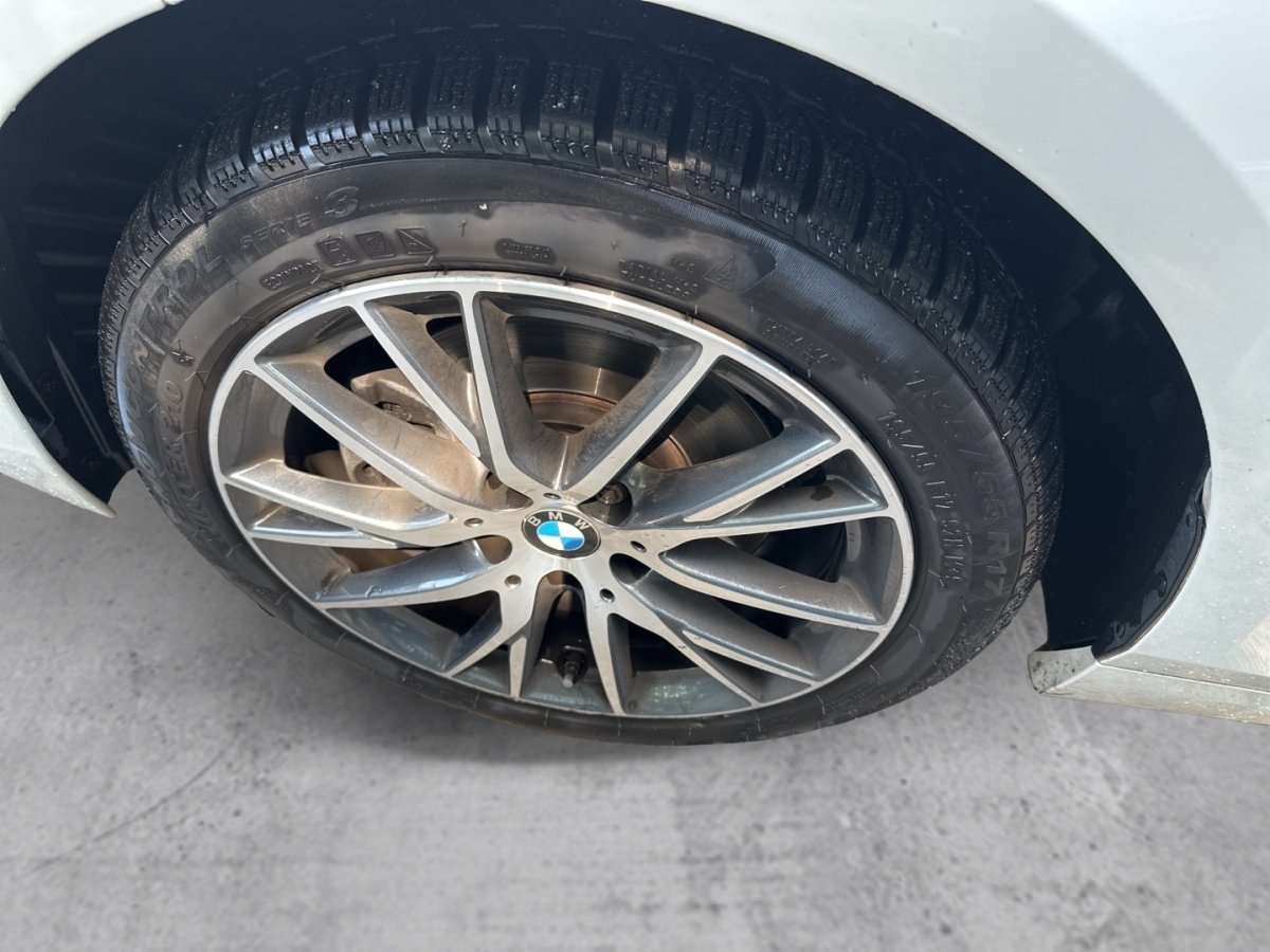 Foto 1 - BMW 116 d Aut. Klima Navi PDC SHZG, weiss