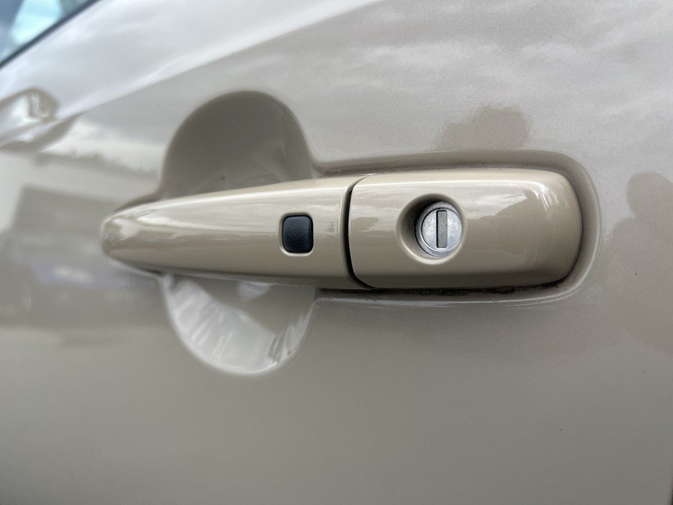 Foto 1 - Suzuki Ignis Comfort+ Hybrid NAVI, Caravan Ivory Pearl Metallic