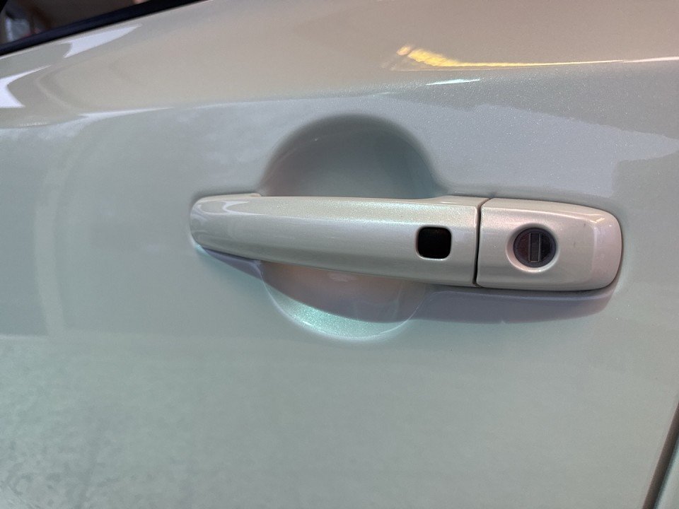 Foto 1 - Suzuki Vitara 1.5 Comfort+ Allgrip AGS, Cool white pearl met.