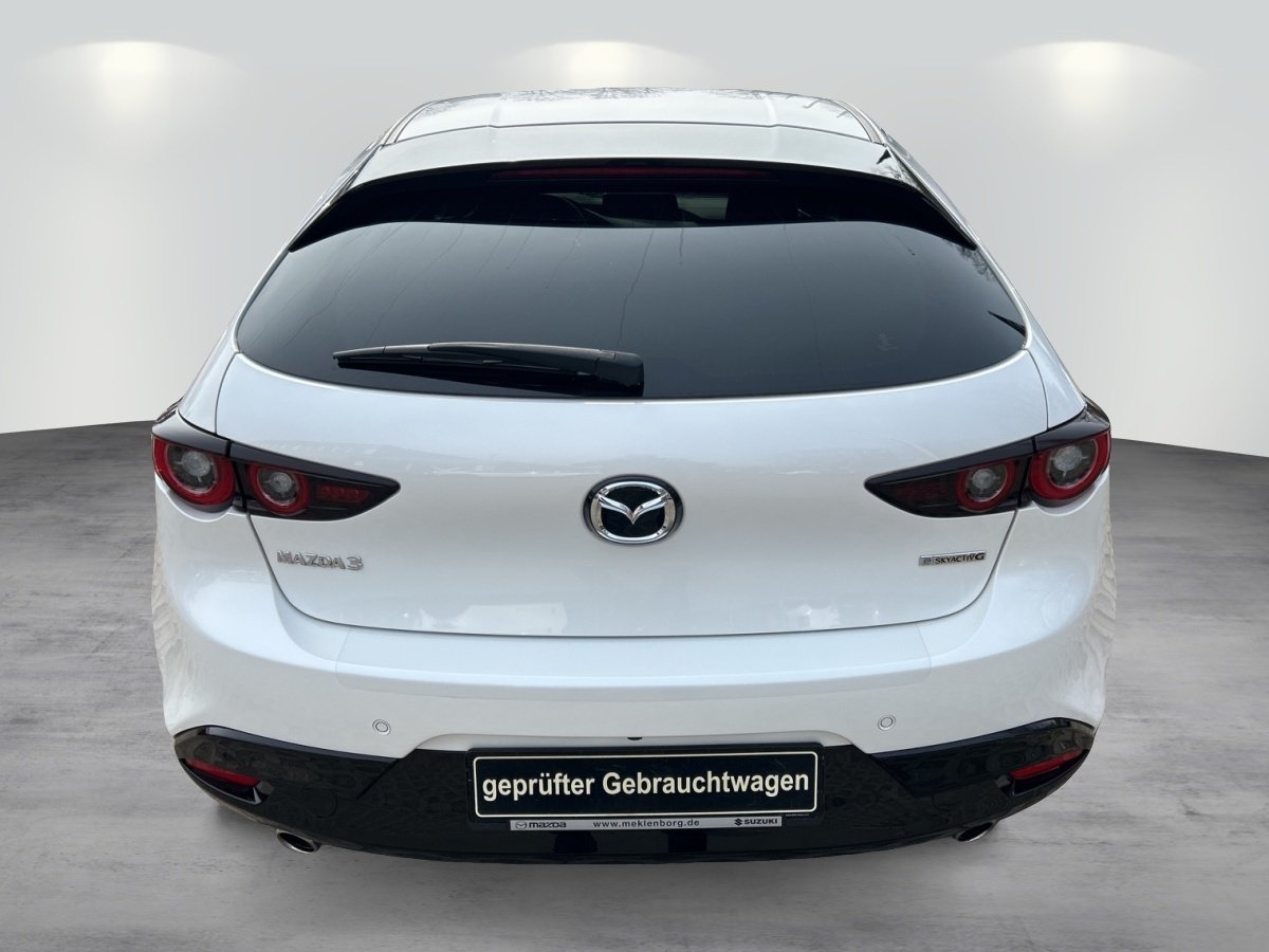 Foto 1 - Mazda 3 2.5l 'HOMURA' M Hybrid, Snowflake White Pearl