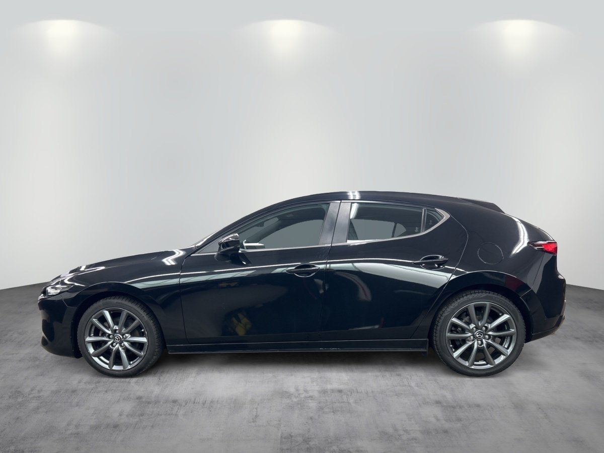 Foto 1 - Mazda 3 2.0l 'SELECTION' M Hybrid, Jet Black