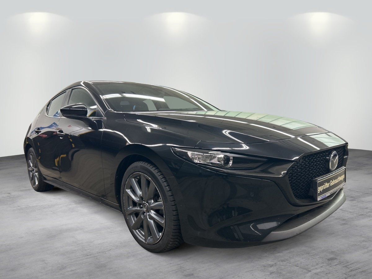 Foto 1 - Mazda 3 2.0l 'SELECTION' M Hybrid, Jet Black