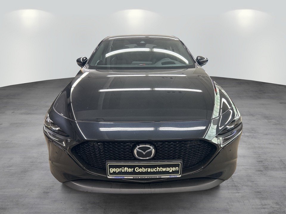 Foto 1 - Mazda 3 2.0l 'SELECTION' M Hybrid, Jet Black