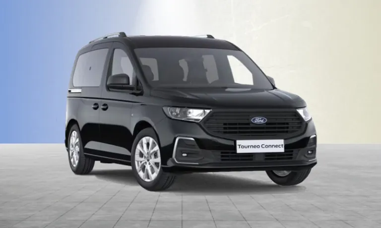 Ford Tourneo Connect Titanium Ansicht von vorne rechts