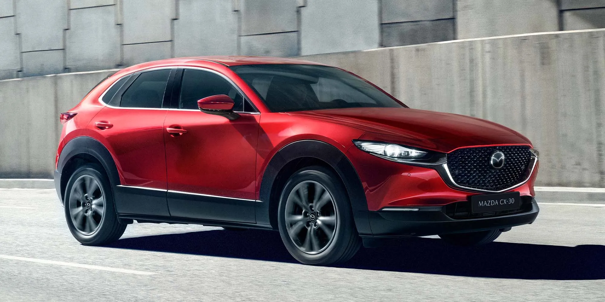 Foto von Mazda CX - 30 seitlich vorne